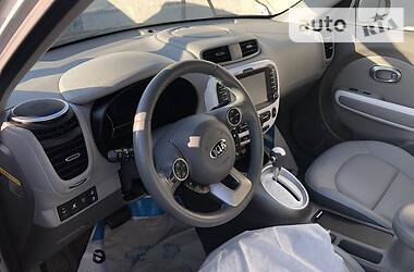 Хетчбек Kia Soul 2015 в 