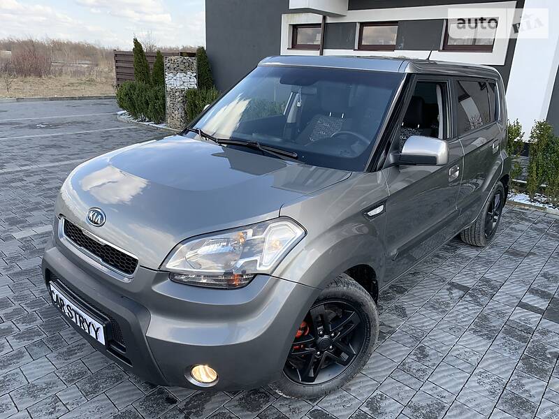 Хетчбек Kia Soul 2009 в Стрию