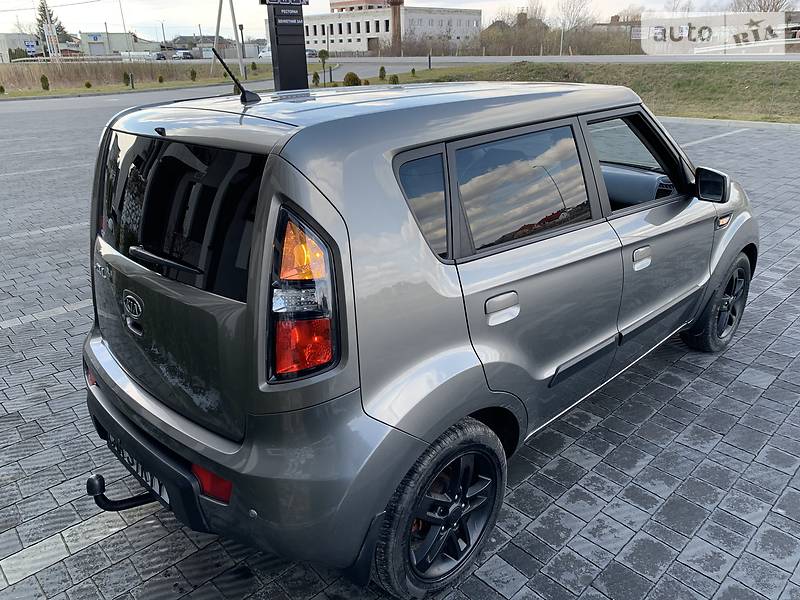 Хетчбек Kia Soul 2009 в Стрию