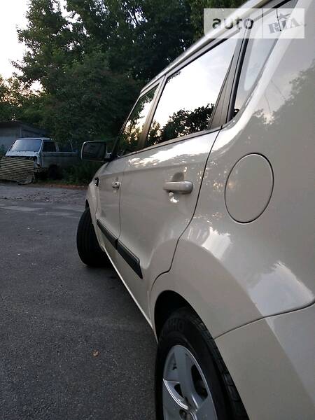 Позашляховик / Кросовер Kia Soul 2011 в Києві фото 5 Позашляховик / Кросовер Kia Soul 2011 в Києві