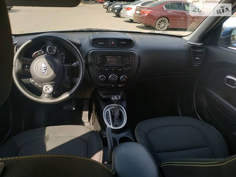 Хэтчбек Kia Soul 2015 в Киеве