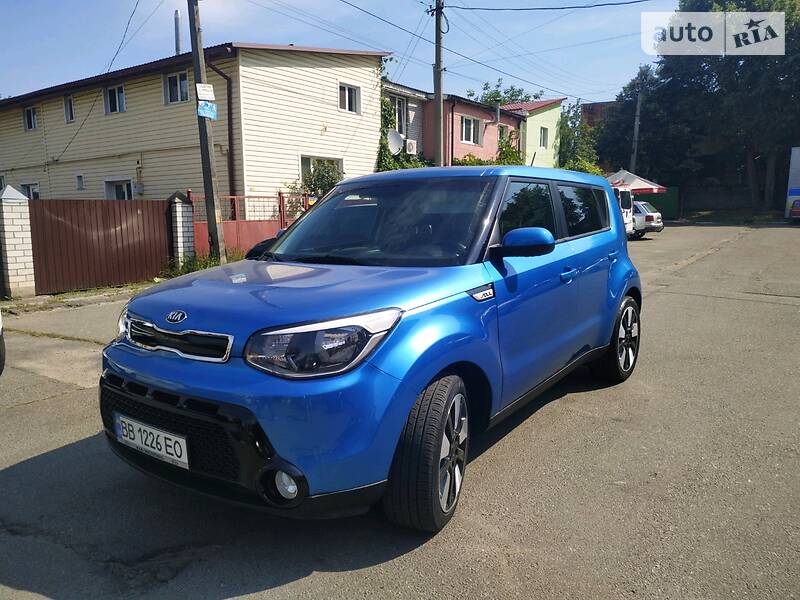 Хэтчбек Kia Soul 2015 в Киеве