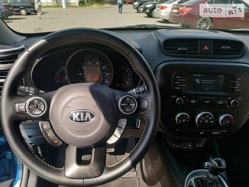 Хэтчбек Kia Soul 2015 в Киеве