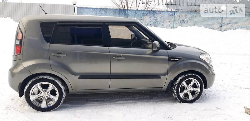 Хетчбек Kia Soul 2011 в Житомирі