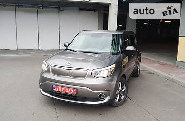 Хэтчбек Kia Soul 2017 в Киеве