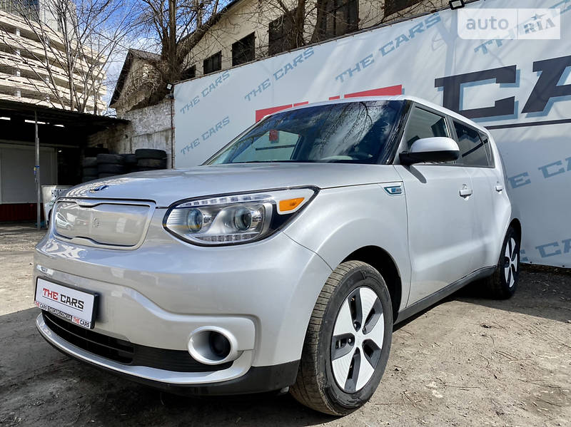 Хэтчбек Kia Soul 2016 в Киеве