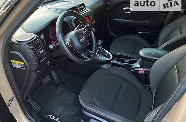 Хэтчбек Kia Soul 2015 в Киеве