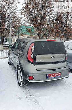 Хэтчбек Kia Soul 2015 в Староконстантинове