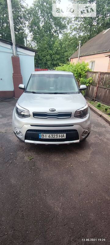 Седан Kia Soul 2017 в Лубнах