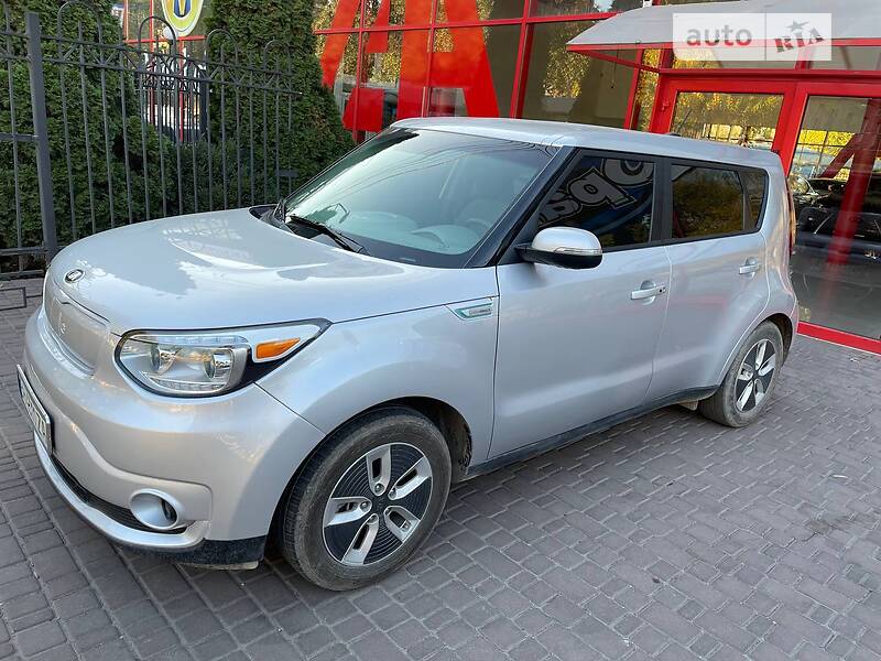 Внедорожник / Кроссовер Kia Soul 2017 в Одессе