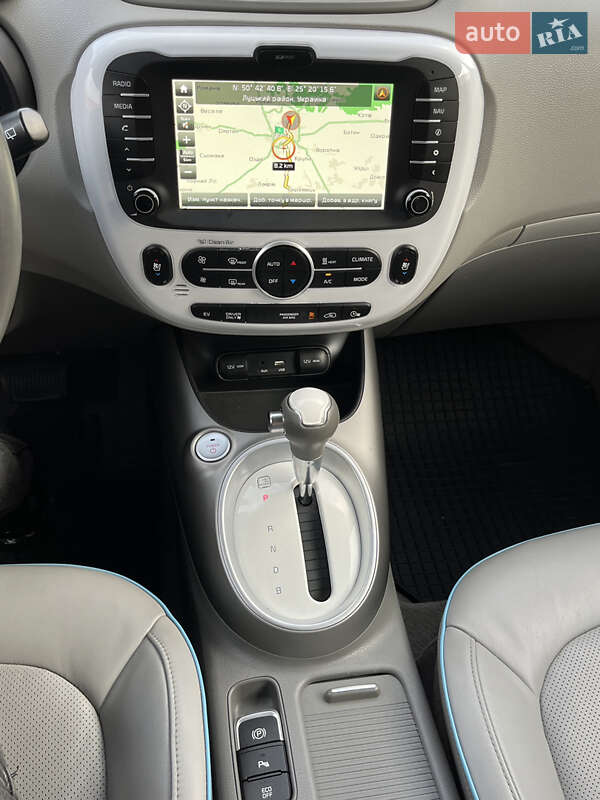 Внедорожник / Кроссовер Kia Soul 2015 в Луцке