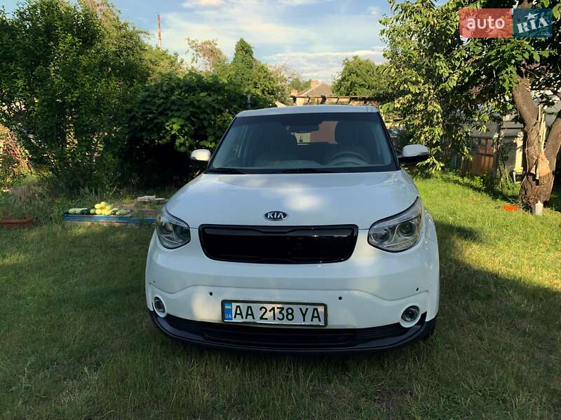 Позашляховик / Кросовер Kia Soul 2016 в Борисполі