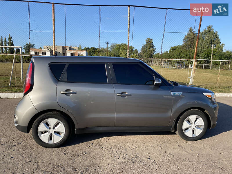 Внедорожник / Кроссовер Kia Soul 2016 в Прилуках фото 20 Внедорожник / Кроссовер Kia Soul 2016 в Прилуках