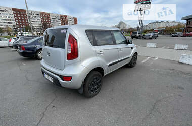 Позашляховик / Кросовер Kia Soul 2012 в Львові