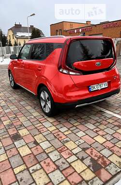 Позашляховик / Кросовер Kia Soul 2020 в 
