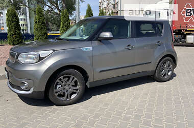 Позашляховик / Кросовер Kia Soul 2015 в Житомирі