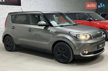 Внедорожник / Кроссовер Kia Soul 2015 в Владимир-Волынском