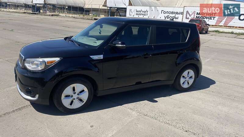 Позашляховик / Кросовер Kia Soul 2016 в Харкові