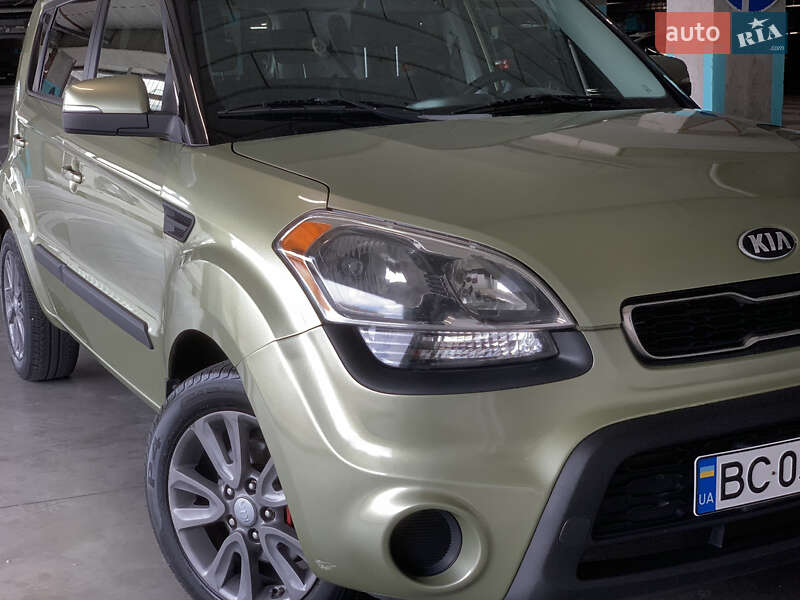 Позашляховик / Кросовер Kia Soul 2013 в Львові