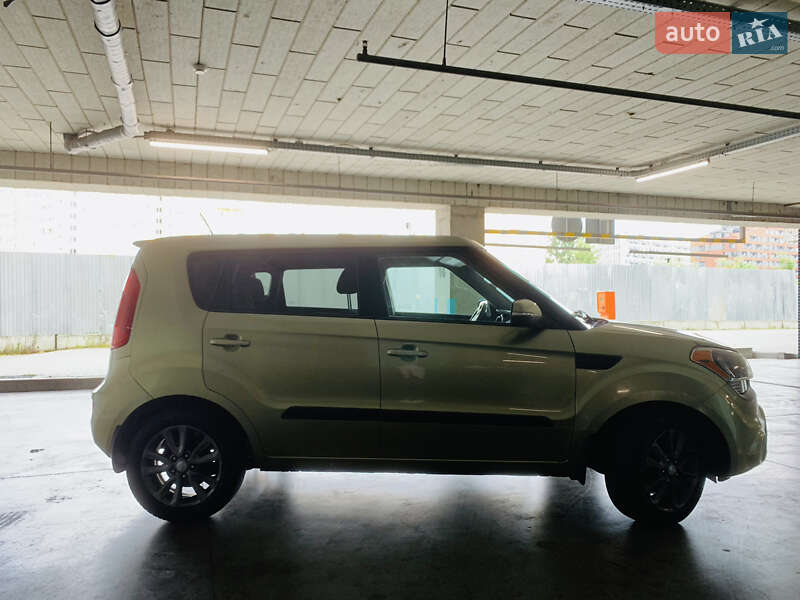 Позашляховик / Кросовер Kia Soul 2013 в Львові