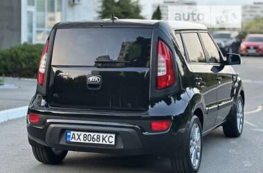 Позашляховик / Кросовер Kia Soul 2013 в Харкові