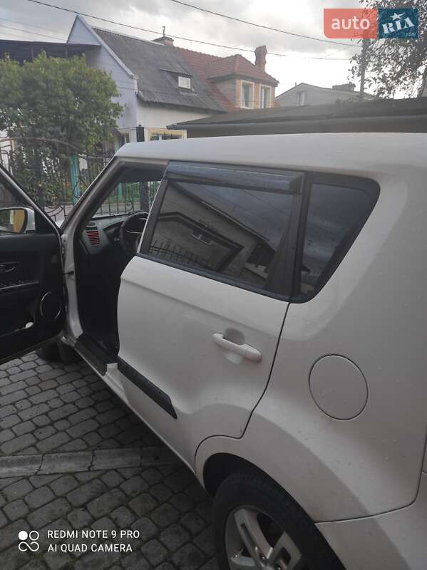 Позашляховик / Кросовер Kia Soul 2011 в Львові