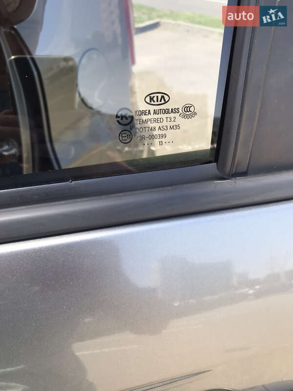Позашляховик / Кросовер Kia Soul 2013 в Харкові