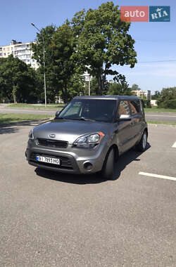 Позашляховик / Кросовер Kia Soul 2013 в Харкові