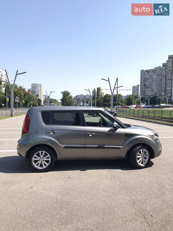Позашляховик / Кросовер Kia Soul 2013 в Харкові