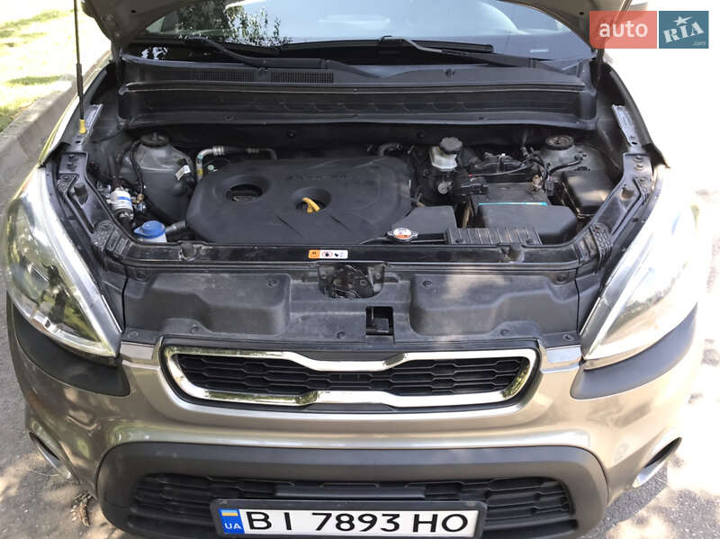 Позашляховик / Кросовер Kia Soul 2013 в Харкові