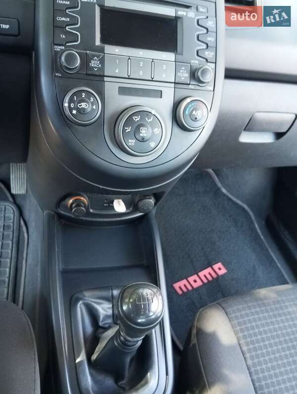 Позашляховик / Кросовер Kia Soul 2010 в Бучі