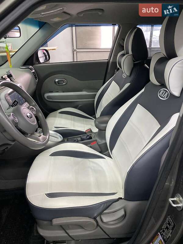 Позашляховик / Кросовер Kia Soul 2016 в Києві
