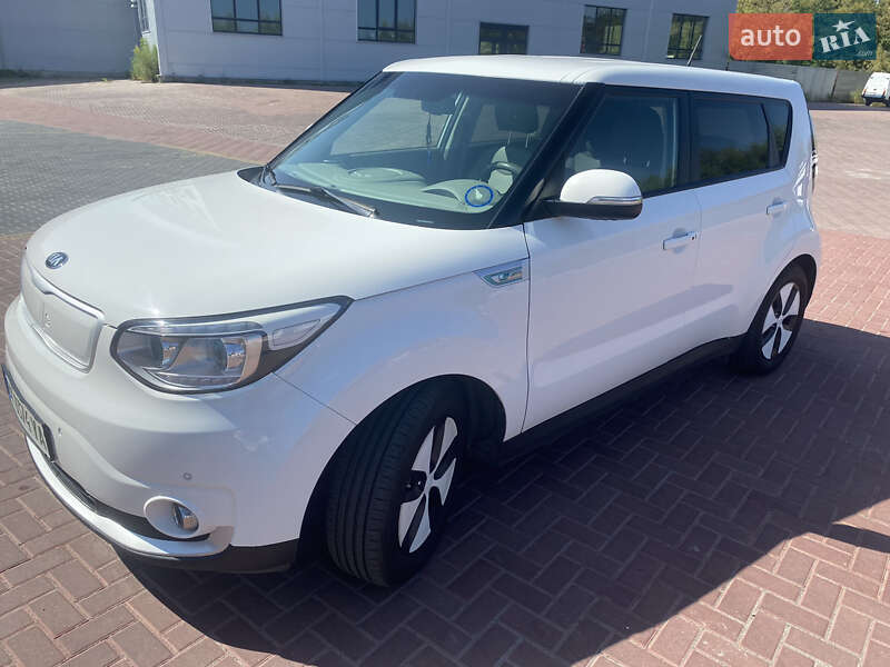 Внедорожник / Кроссовер Kia Soul 2015 в 