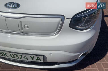 Внедорожник / Кроссовер Kia Soul 2015 в 
