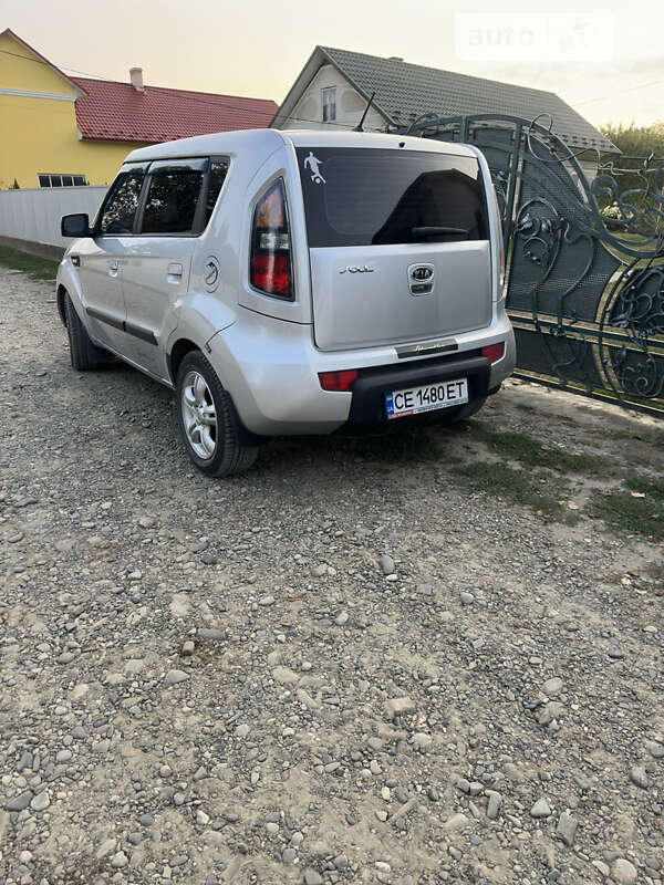 Внедорожник / Кроссовер Kia Soul 2009 в Черновцах