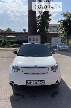 Внедорожник / Кроссовер Kia Soul 2015 в Житомире