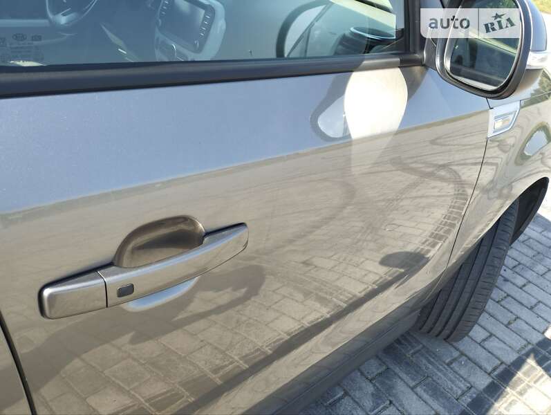 Позашляховик / Кросовер Kia Soul 2015 в Львові фото 8 Позашляховик / Кросовер Kia Soul 2015 в Львові