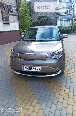 Внедорожник / Кроссовер Kia Soul 2015 в Звягеле