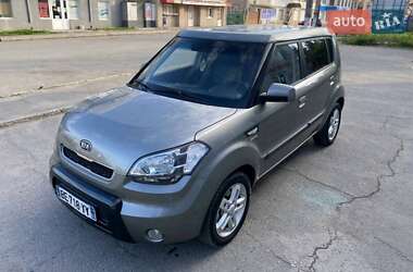 Позашляховик / Кросовер Kia Soul 2009 в Чернівцях