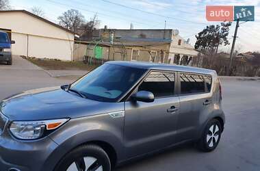 Позашляховик / Кросовер Kia Soul 2016 в 