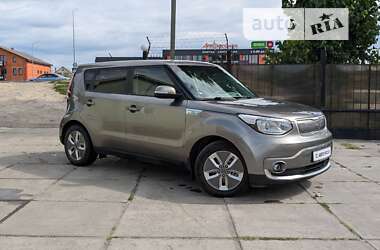 Позашляховик / Кросовер Kia Soul 2017 в Києві