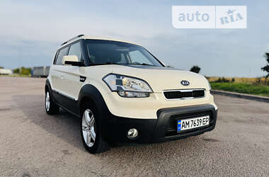 Внедорожник / Кроссовер Kia Soul 2010 в Звягеле