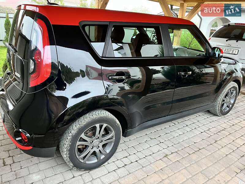 Внедорожник / Кроссовер Kia Soul 2016 в Черновцах