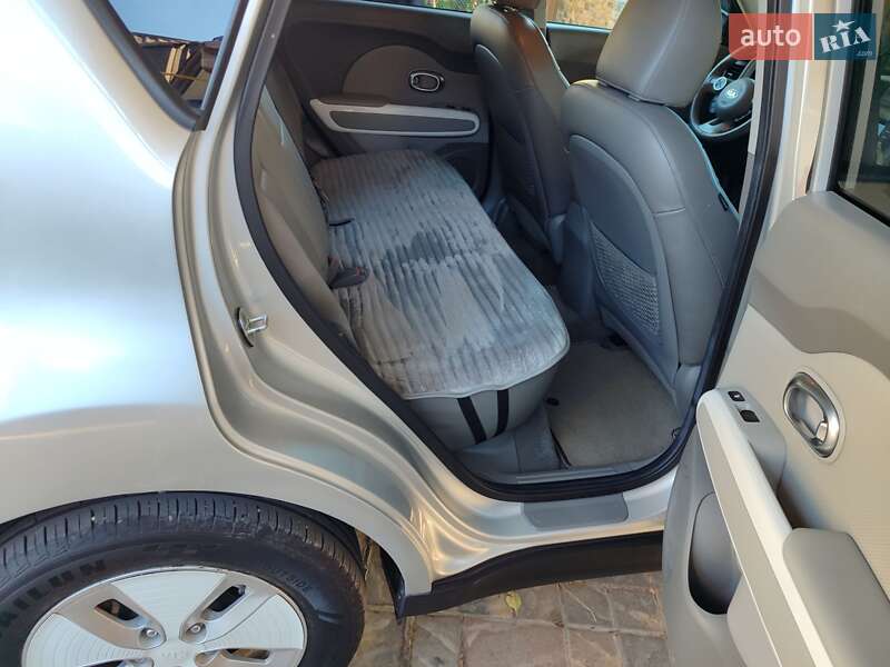 Позашляховик / Кросовер Kia Soul 2015 в Білій Церкві фото 12 Позашляховик / Кросовер Kia Soul 2015 в Білій Церкві