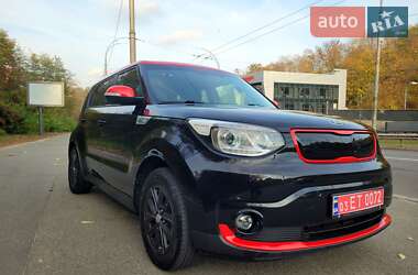 Позашляховик / Кросовер Kia Soul 2015 в Києві