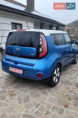 Позашляховик / Кросовер Kia Soul 2014 в Львові