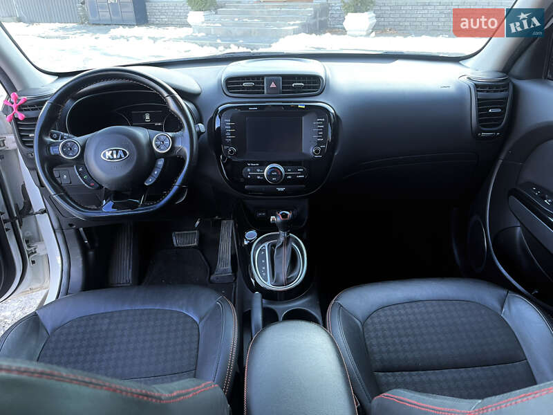 Внедорожник / Кроссовер Kia Soul 2017 в Киеве фото 32 Внедорожник / Кроссовер Kia Soul 2017 в Киеве