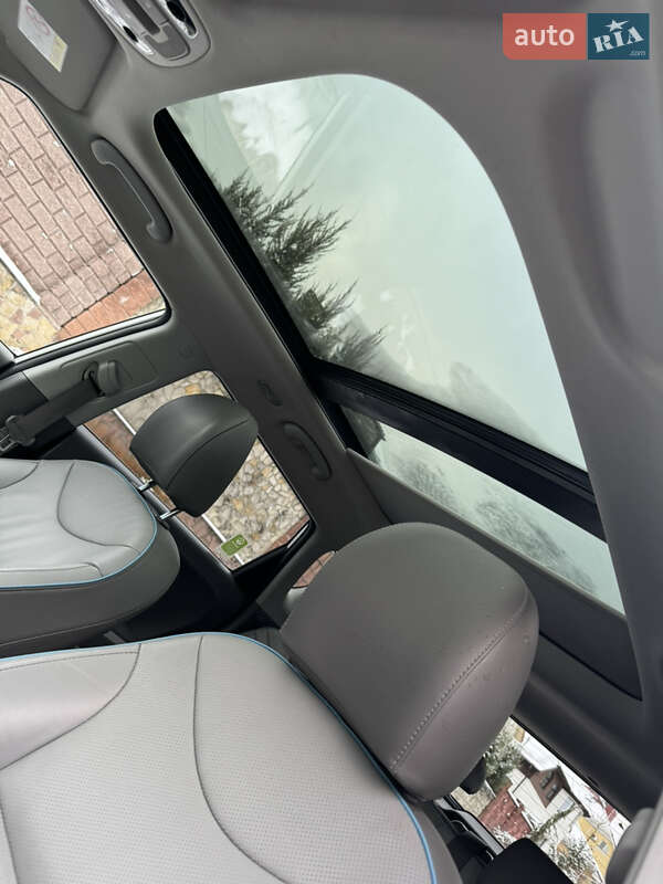 Внедорожник / Кроссовер Kia Soul 2017 в Ровно фото 9 Внедорожник / Кроссовер Kia Soul 2017 в Ровно