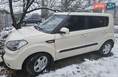 Позашляховик / Кросовер Kia Soul 2010 в Харкові