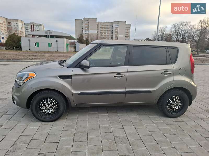 Внедорожник / Кроссовер Kia Soul 2013 в Черкассах